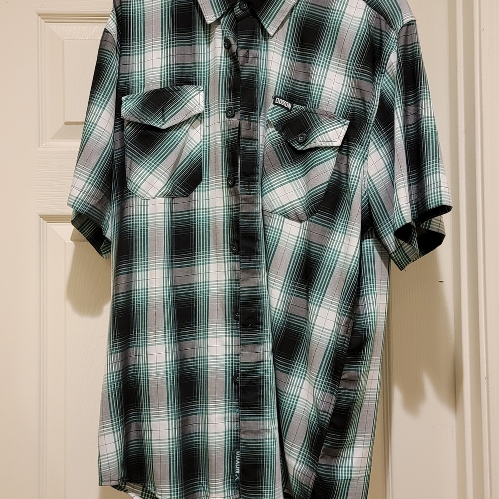 Men's large Dixxon green short sleeve shirt